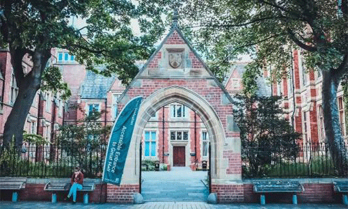 利兹大学