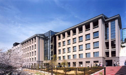 日本京都工艺纤维大学