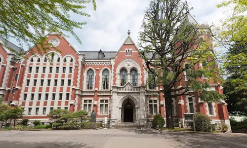 文化学园大学留学